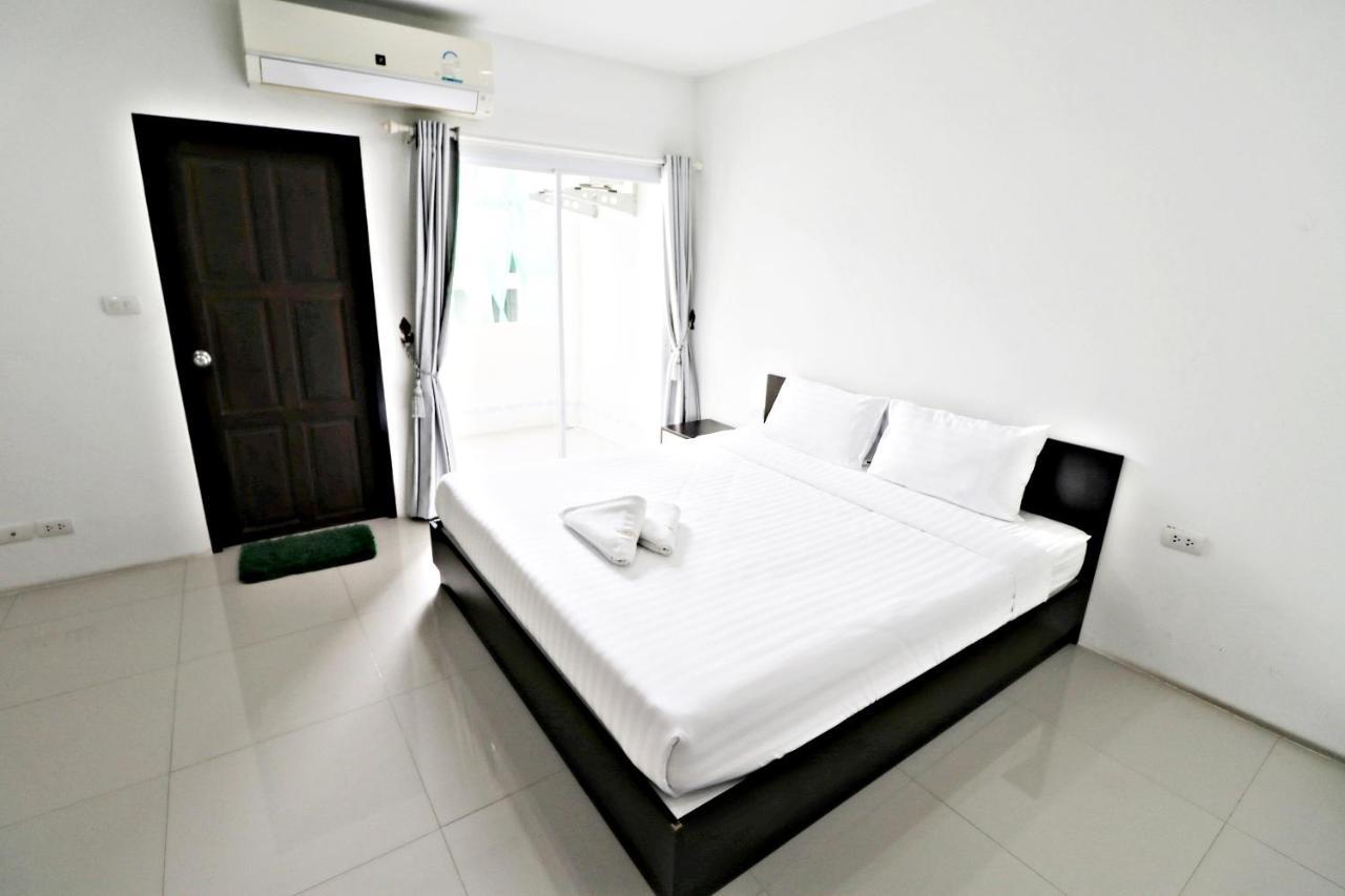 Hua Hin Irooms Exterior photo